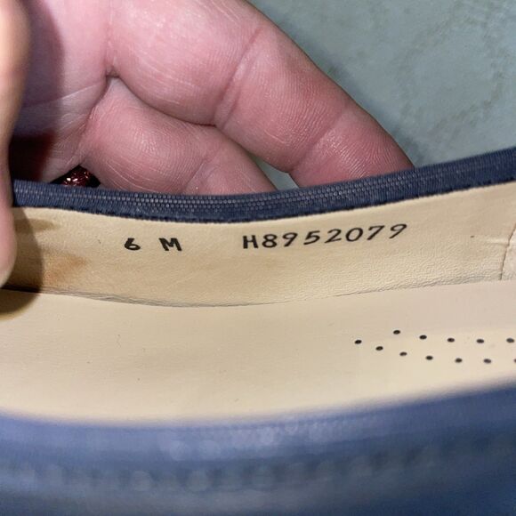 SAS Women’s Slip On Pumps Size 6 M Blue Leather Comfort Formal - Picture 3 of 12